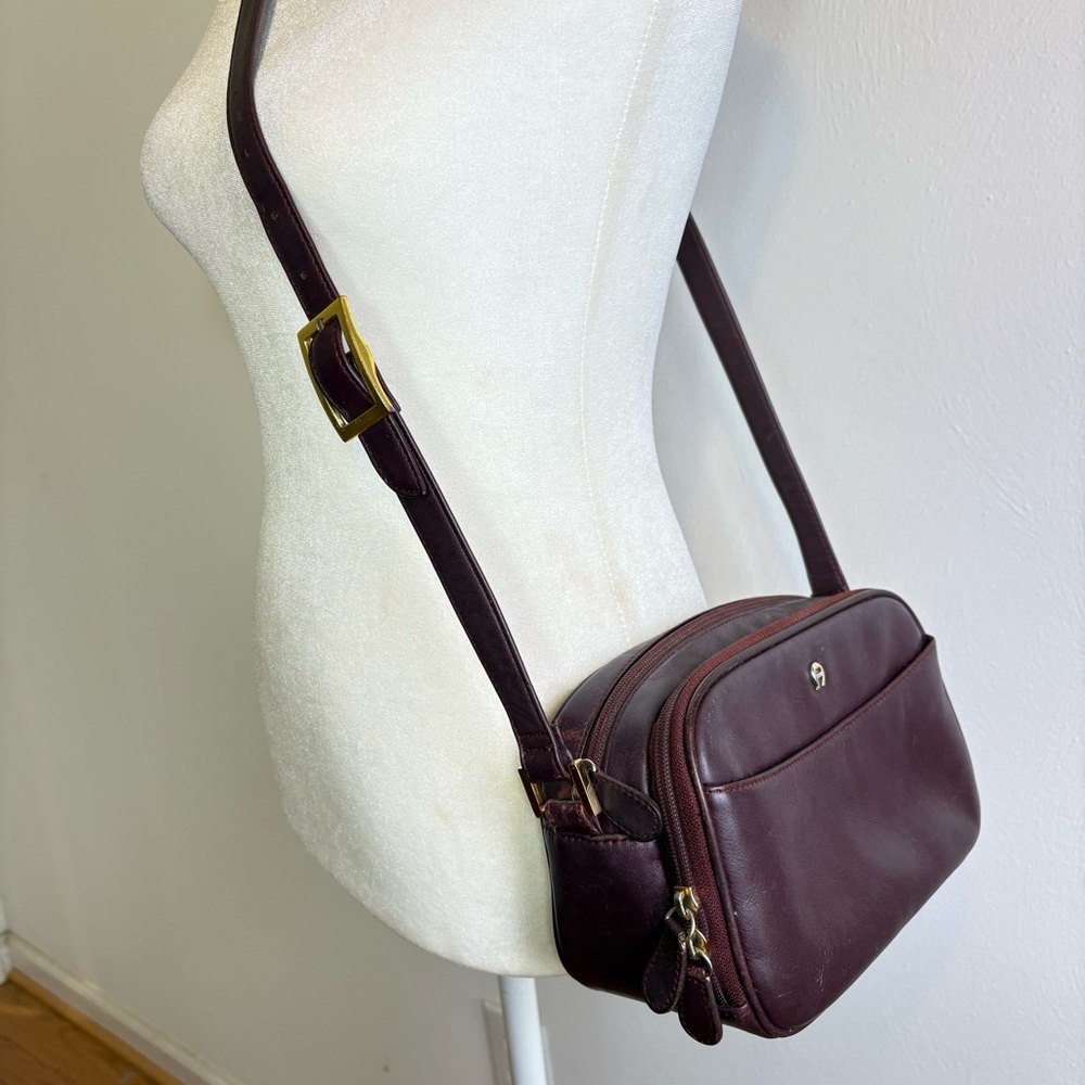 ETIENNE AIGNER Vintage Burgundy Leather Crossbody Camera Bag Purse - Picture 10 of 11